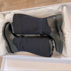 *SOLD* Dior d major boots in dark blue/black, women size EU/IT37
